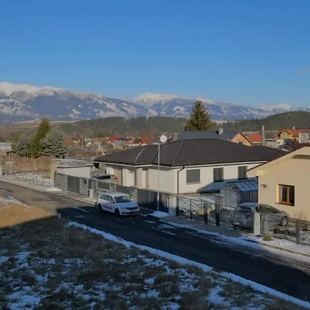 別荘 Apartmanovy Dom S Virivkou, Pod Secnom, Liptovsky Jan *