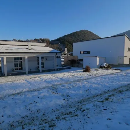 別荘 Apartmanovy Dom S Virivkou, Pod Secnom, Liptovsky Jan