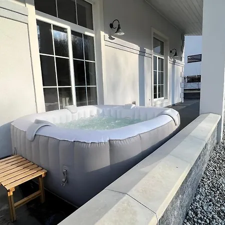 Holiday home Apartmanovy Dom S Virivkou, Pod Secnom, Liptovsky Jan