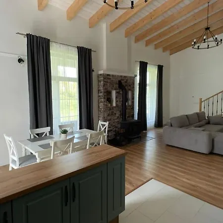 Apartmanovy Dom S Virivkou, Pod Secnom, Liptovsky Jan 別荘